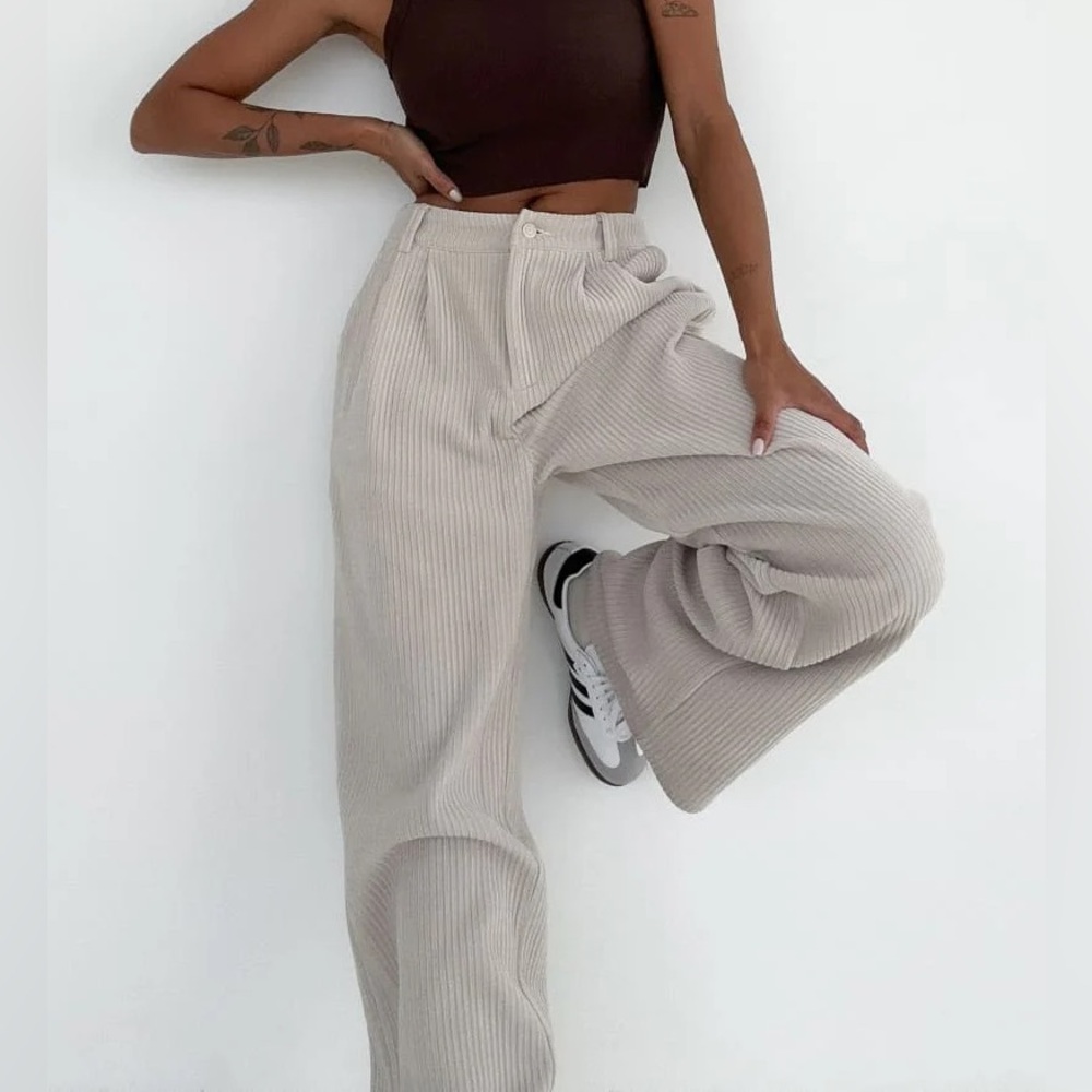 NWT Rumored Simon Corduroy Pants in Cream